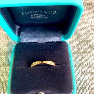 18K Rose gold Tiffany Harmony band
